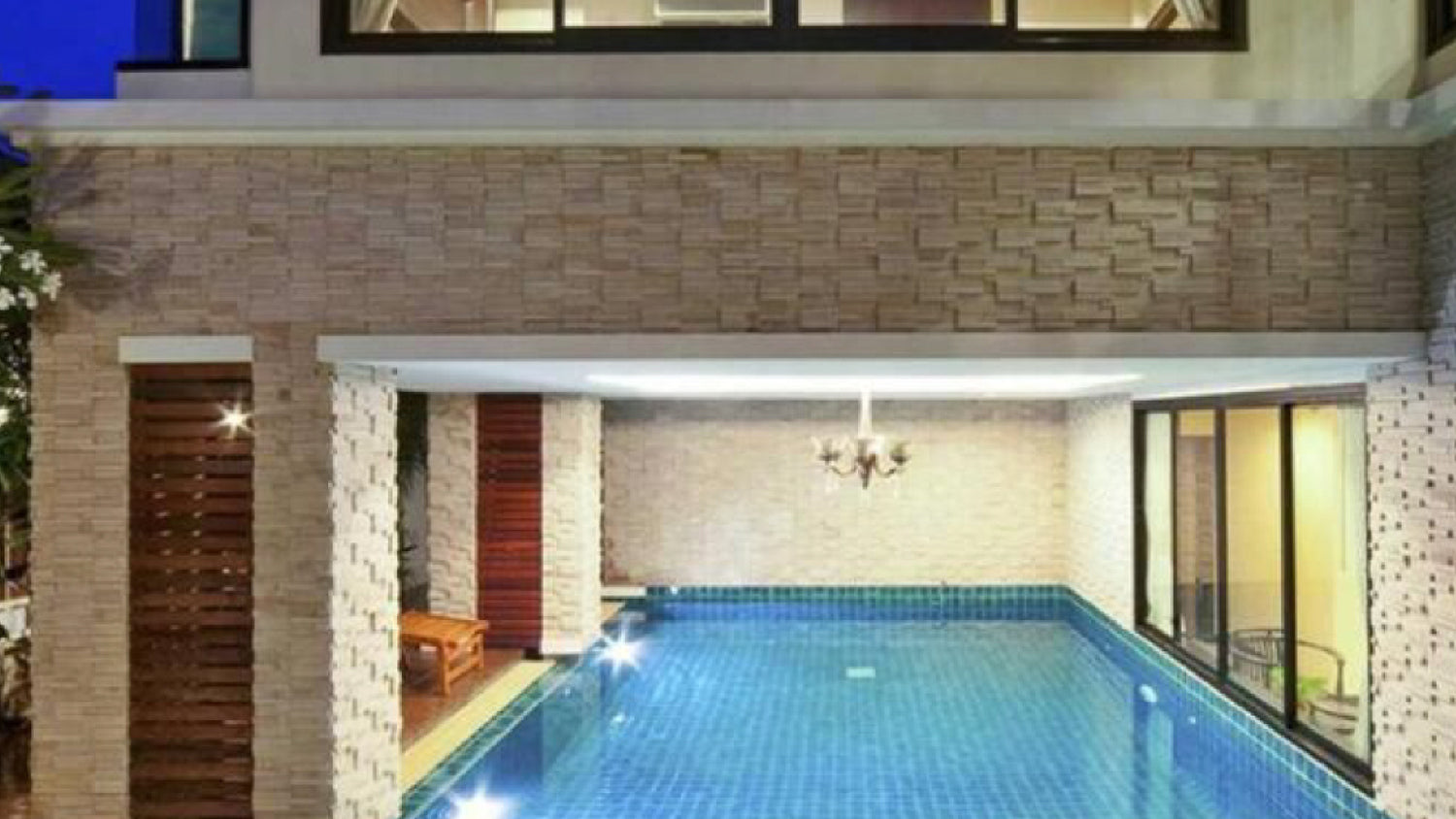 AQUARIA.55 POOL VILLA PATTAYA